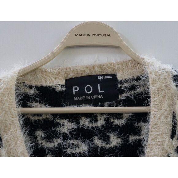 Pol Snow Leopard Black & White Button Up Sweater Cardigan Size M - Picture 5 of 5